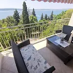 Apartamento By The Sea Dramalj, - 22501 *